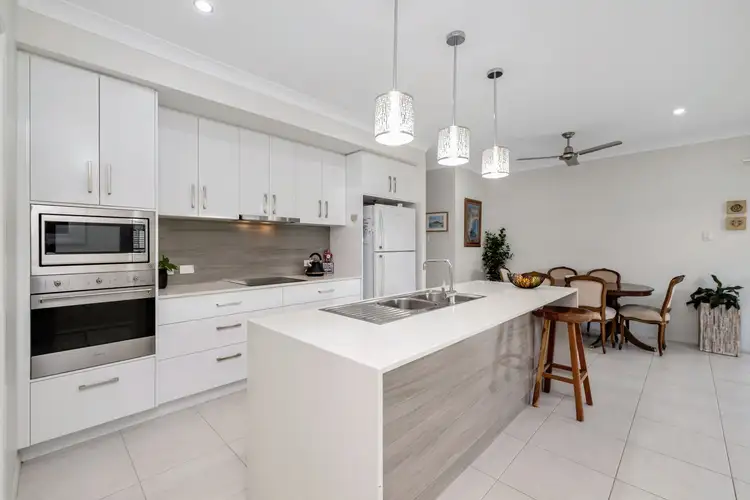 Second view of Homely house listing, 10 Wainscot Street, Shaw QLD 4818