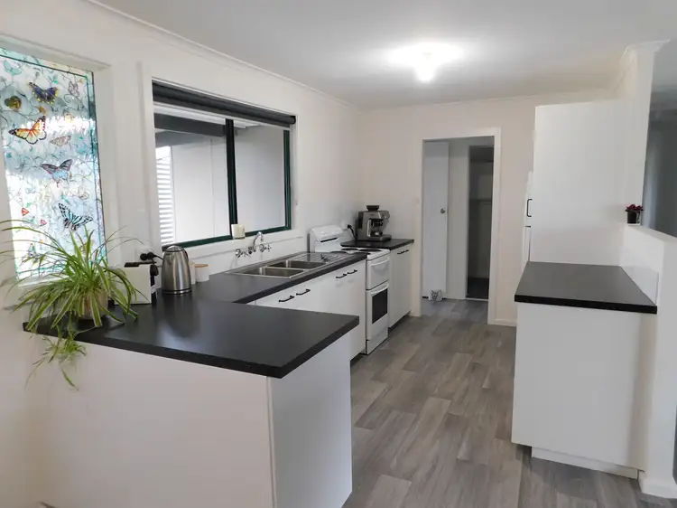 Fourth view of Homely house listing, 17 Bertha Street, Bordertown SA 5268