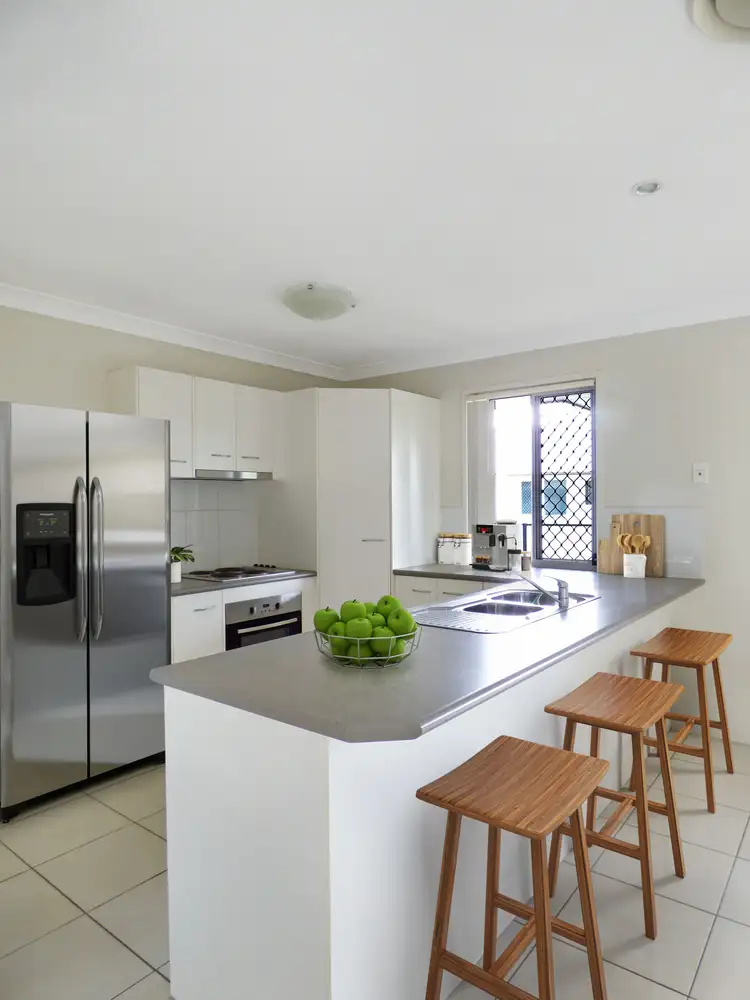 Second view of Homely house listing, 21 Bassett Court, Roma QLD 4455