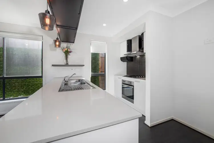 Fourth view of Homely house listing, 7 Summit Drive, Pakenham VIC 3810