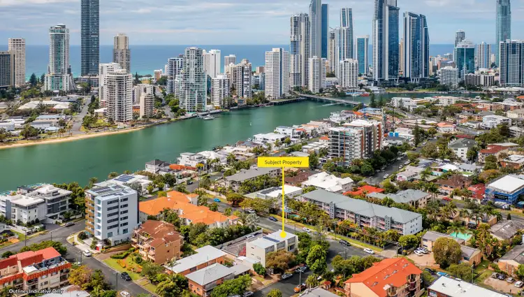 3/3 Parneno Street, Chevron Island QLD 4217