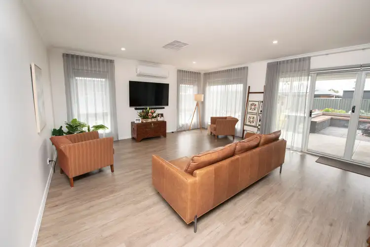 Sixth view of Homely house listing, 12 Bramble Drive, Swan Hill VIC 3585