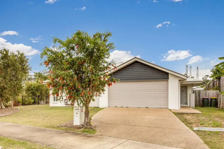 Main view of Homely townhouse listing, 1/32 Seagull Boulevard, Kirkwood QLD 4680