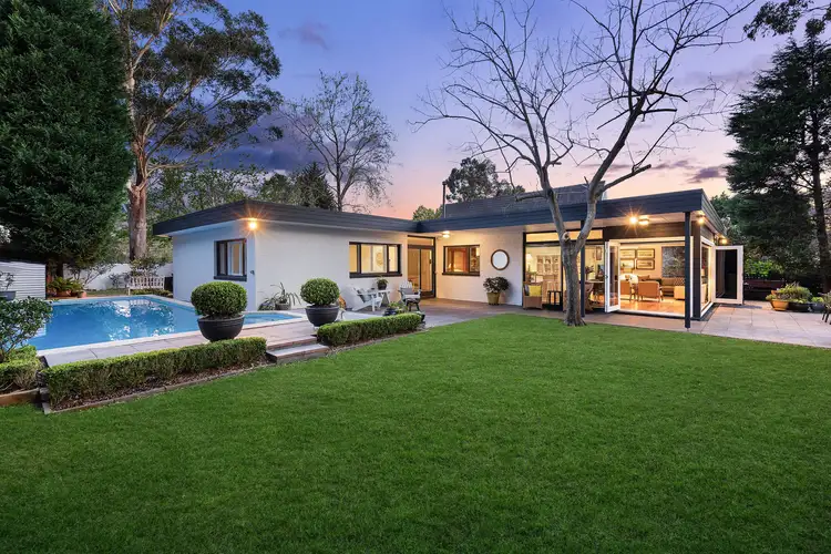 16 Greenway Drive, Pymble NSW 2073
