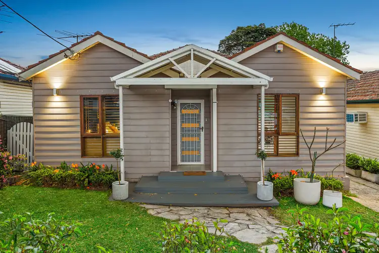 40 Gungah Bay Road, Oatley NSW 2223