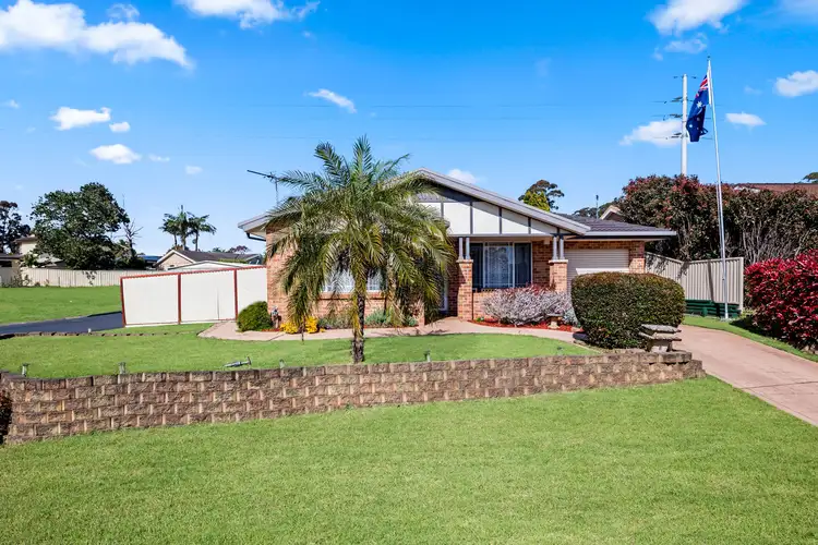1 Stephano Place, Rosemeadow NSW 2560