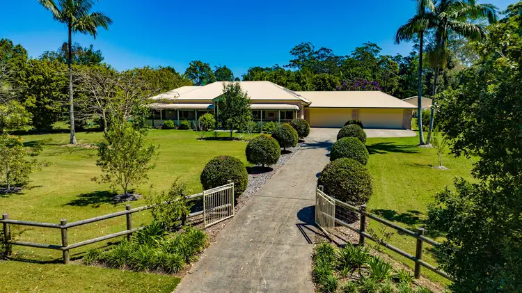 8 Stratford Park Drive, Pomona QLD 4568