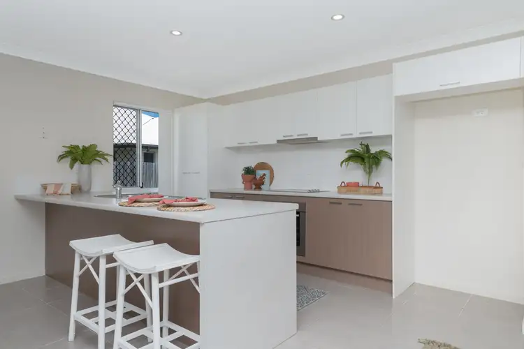 Second view of Homely house listing, 15 Ellenor Street, Mount Low QLD 4818