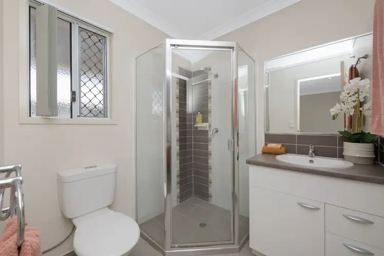 Sixth view of Homely house listing, 15 Ellenor Street, Mount Low QLD 4818