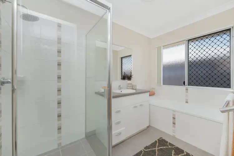 Seventh view of Homely house listing, 15 Ellenor Street, Mount Low QLD 4818