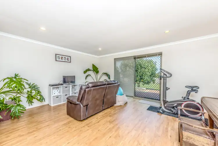 Sixth view of Homely house listing, 5 Rustic Court, Strathalbyn WA 6530