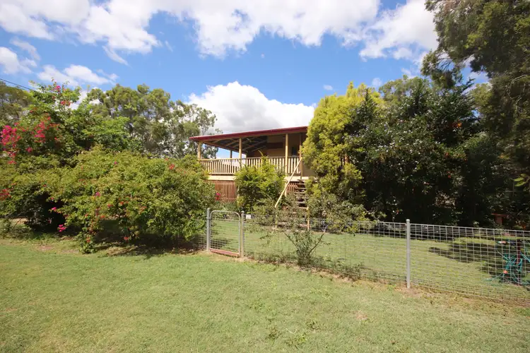 16 Stuart Russell Street, Mundubbera QLD 4626