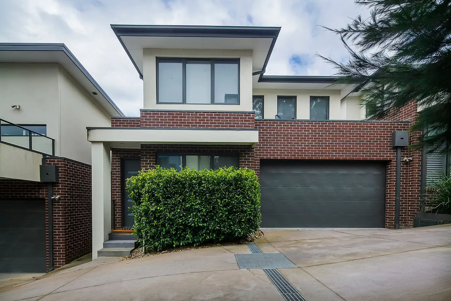 Main view of Homely townhouse listing, 2/281 Cranbourne-Frankston Road, Langwarrin VIC 3910