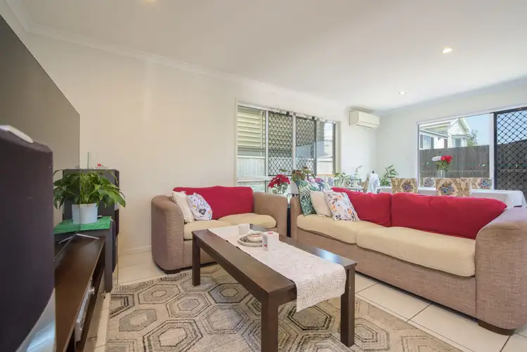 Sixth view of Homely semi-detached listing, 1/27 Side Street, West Gladstone QLD 4680