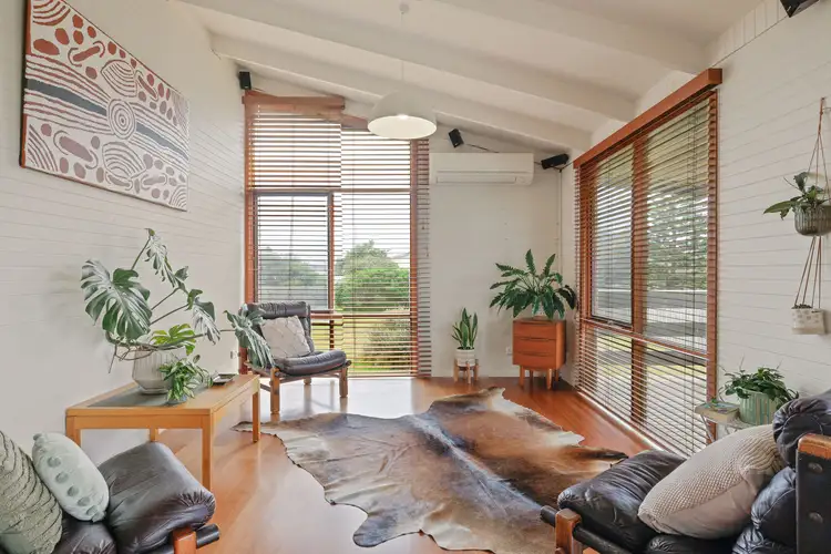 16 Pine Avenue, Surf Beach VIC 3922
