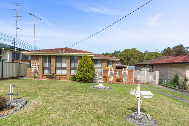 34 St James Crescent, Dapto NSW 2530