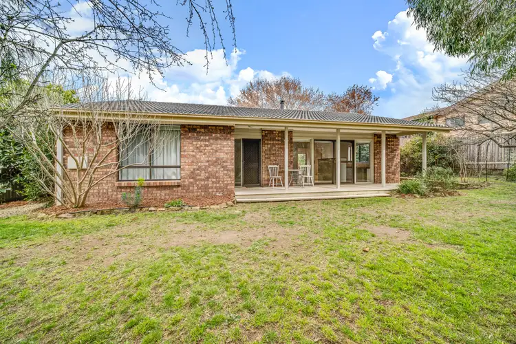 9 McPhail Place, Fadden ACT 2904