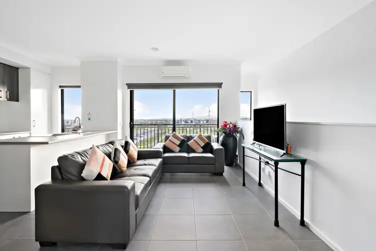 Second view of Homely unit listing, 39 Strathlea Drive, Cranbourne West VIC 3977