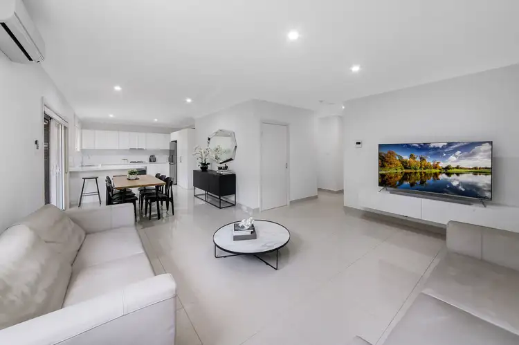 6/155 Rawson Road, Greenacre NSW 2190