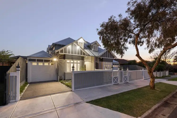 1B Sefton Street, Pascoe Vale VIC 3044