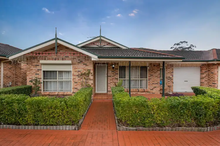 3/10 Azalea Place, Macquarie Fields NSW 2564