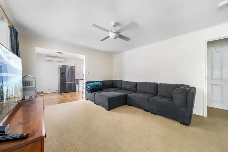 Third view of Homely house listing, 27a & 27b Elizabeth Cresent, Queanbeyan East NSW 2620
