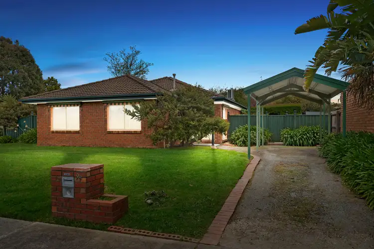 94 Buckingham Drive, Rowville VIC 3178