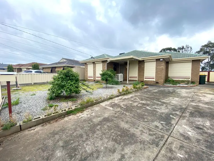 99 Bickley Avenue