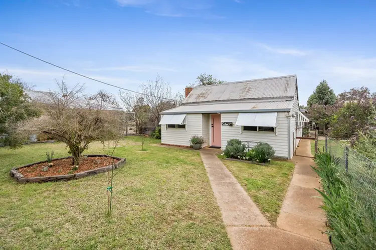 16 Webb Street, Marrar NSW 2652