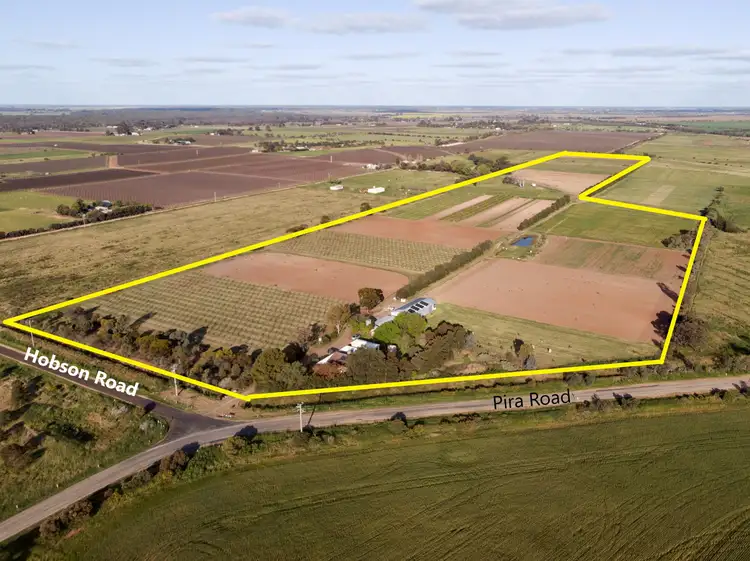 215 Hobson Road, Nyah West VIC 3595