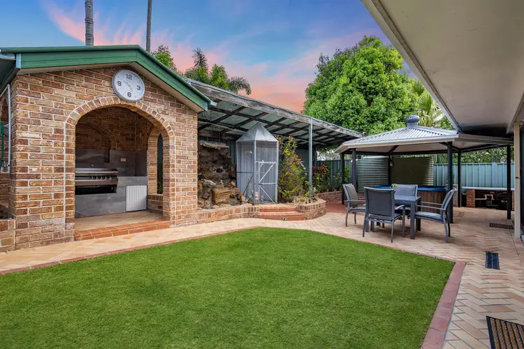 9 Southmore Street, Daisy Hill QLD 4127