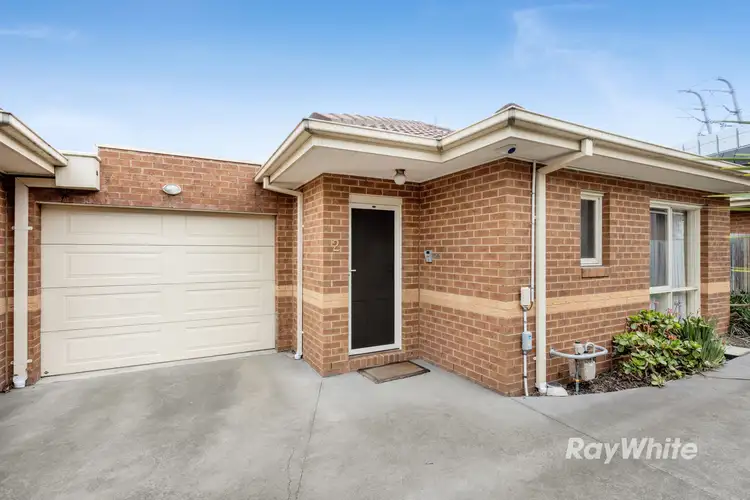2/8 Beena Avenue, Carnegie VIC 3163