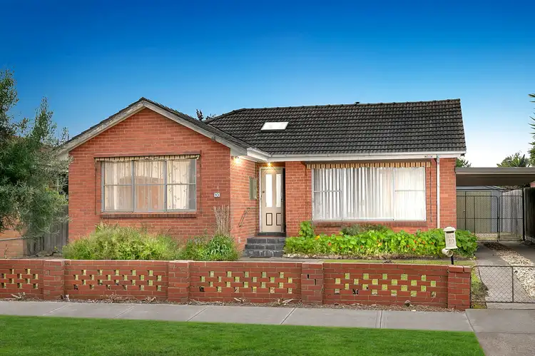 10 Torquay Street, Dallas VIC 3047