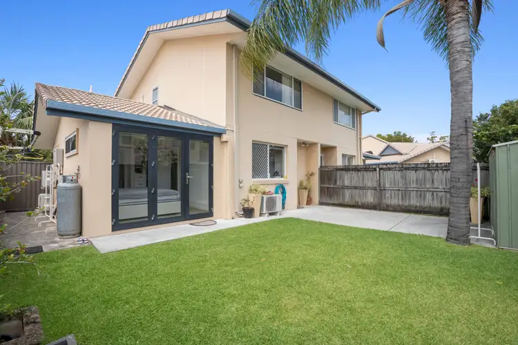 11/50 St Kevins Avenue, Benowa QLD 4217