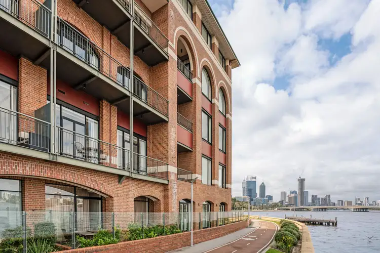 102/171 Mounts Bay Road, Perth WA 6000