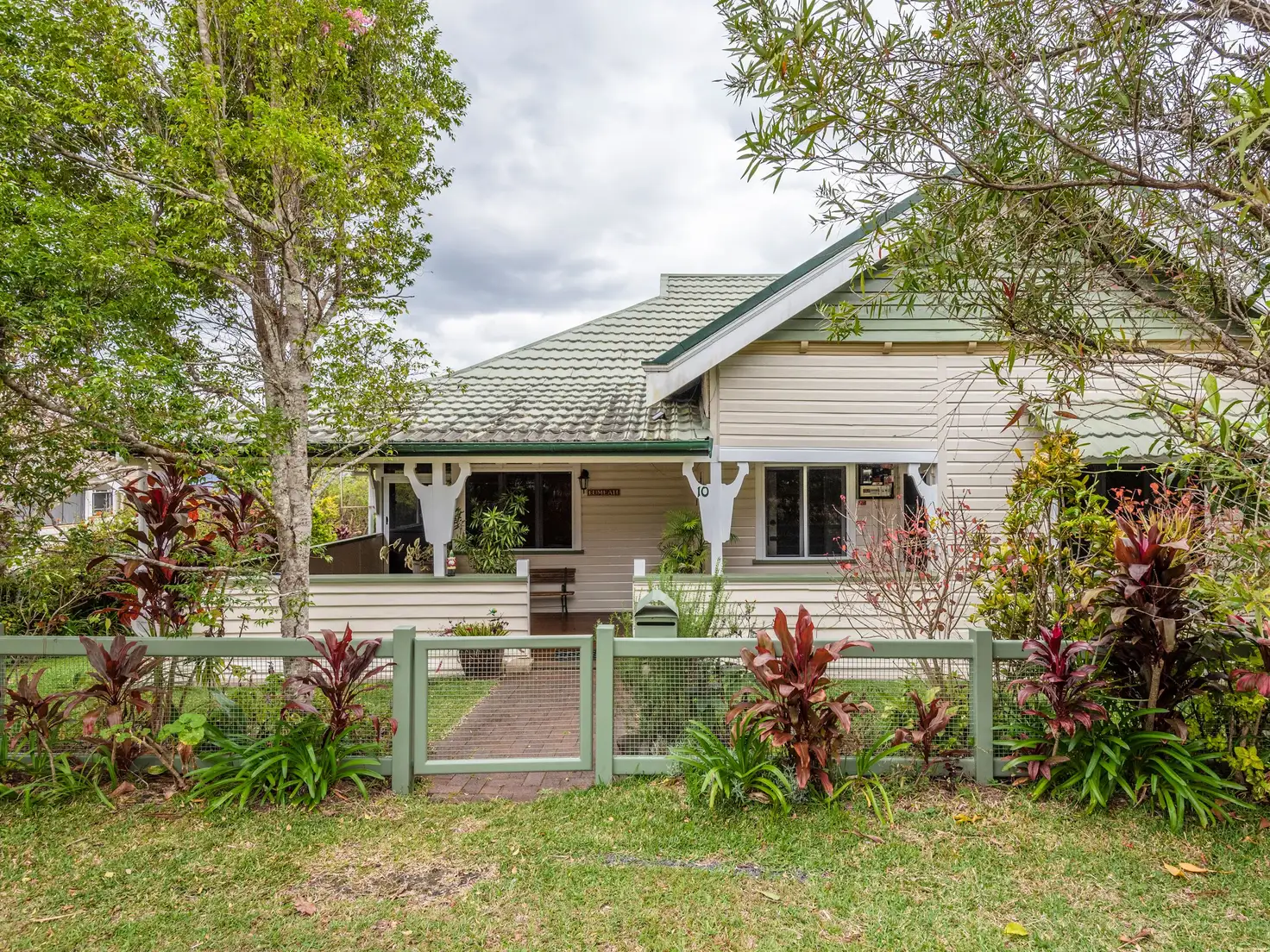 Main view of Homely house listing, 10 Parade Street, Girards Hill NSW 2480