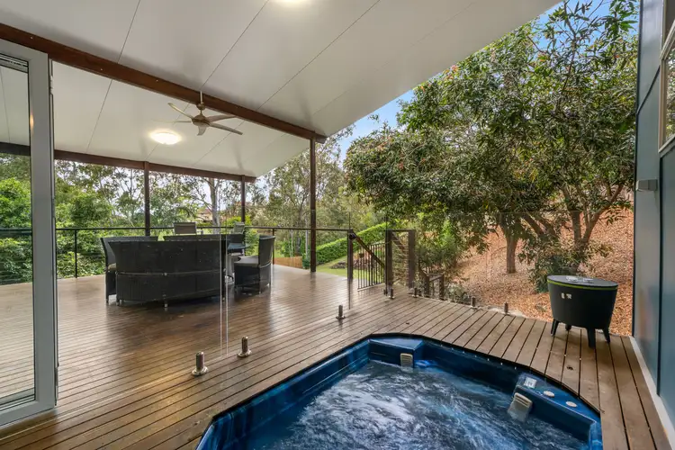 15 Tanderra Way, Karana Downs QLD 4306