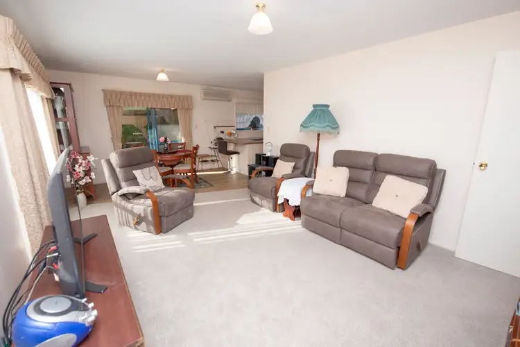 Second view of Homely house listing, 4/11 Wonnon Court, Swan Hill VIC 3585