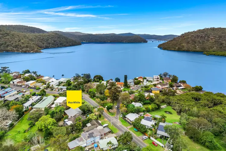 34 Point Road, Mooney Mooney NSW 2083