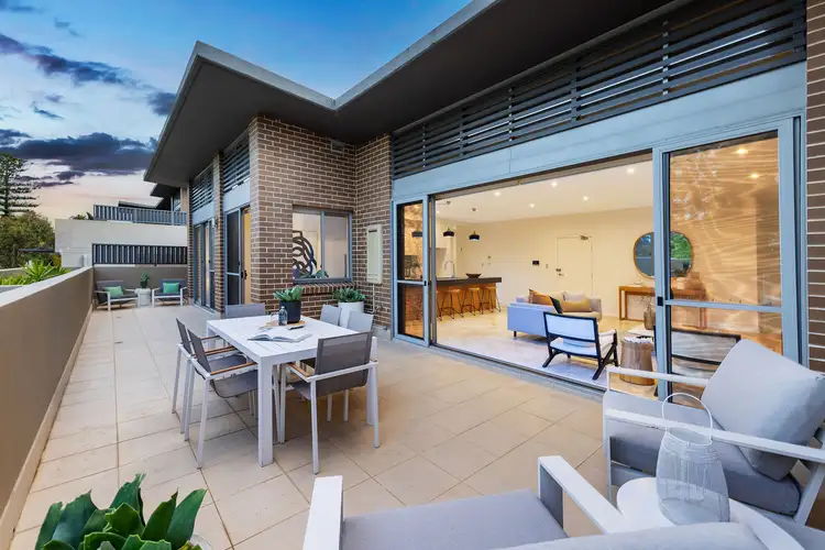 24/2-6 Warrangi Street, Turramurra NSW 2074