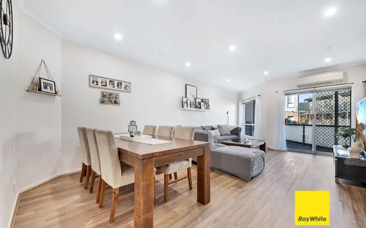 Second view of Homely apartment listing, 27/13-15 Hewish Road, Croydon VIC 3136