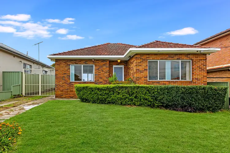 36 Mazarin Street, Riverwood NSW 2210