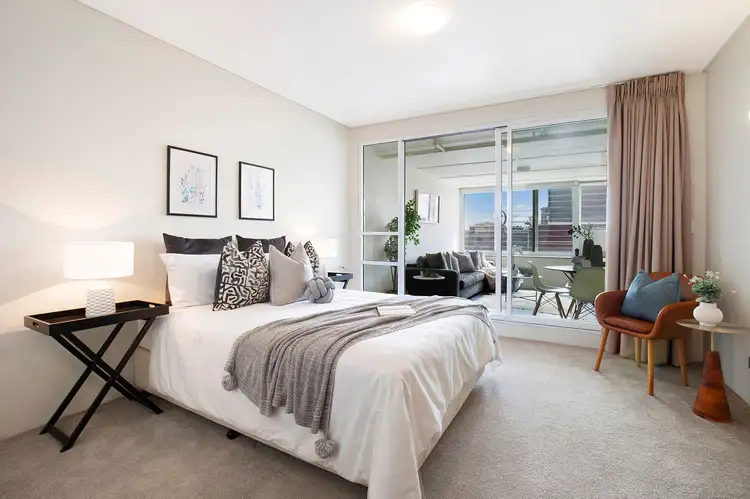 Main view of Homely unit listing, 210/287 Military Road, Cremorne NSW 2090