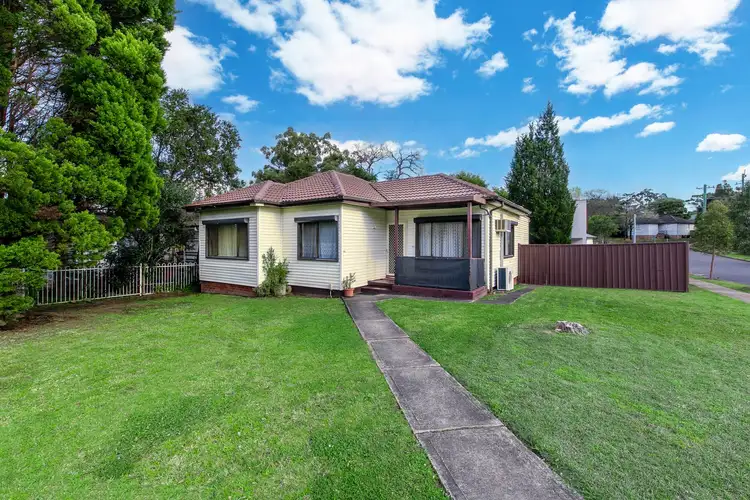 2 Moomin Street, Lalor Park NSW 2147
