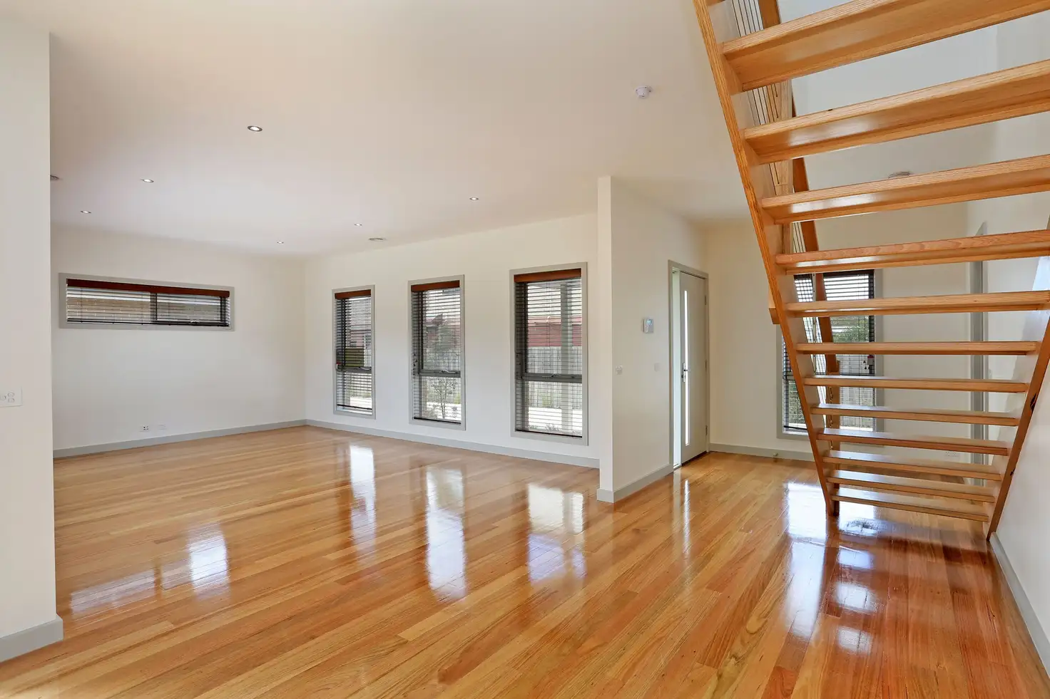 Main view of Homely townhouse listing, 2/25 Toyne Avenue, Hamlyn Heights VIC 3215