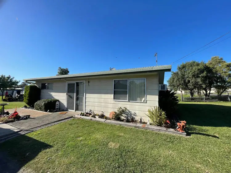 10 Thomas Street, Pittsworth QLD 4356
