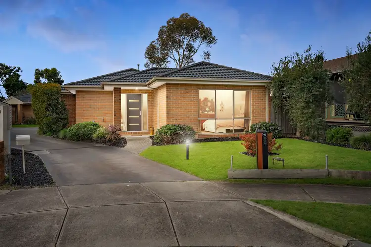 1/6 Karri Court, Frankston North VIC 3200