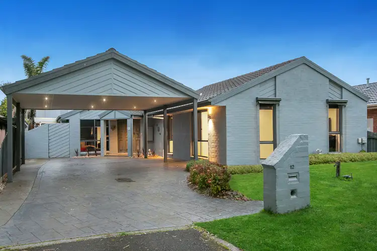 12 Whistler Walk, South Morang VIC 3752