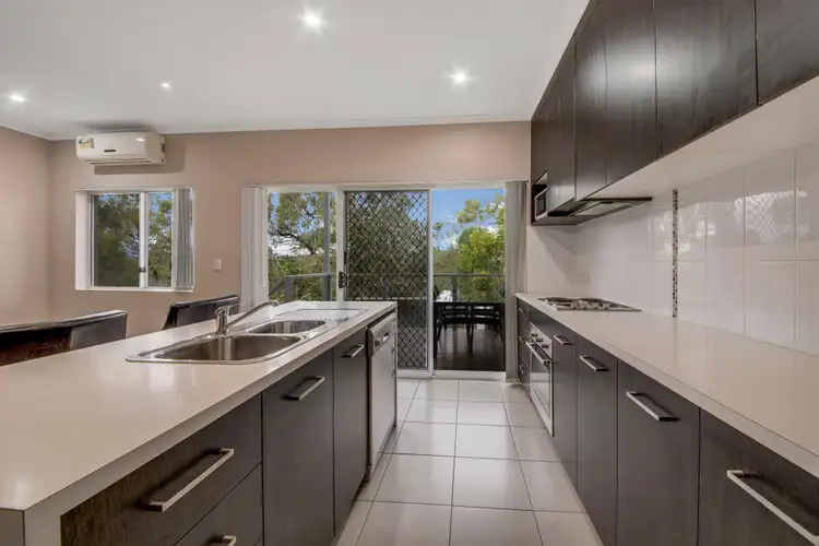 Main view of Homely townhouse listing, 7/9 Cockatoo Drive, New Auckland QLD 4680