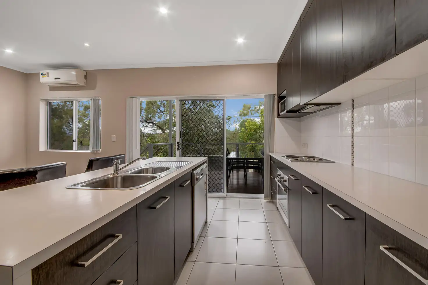 Main view of Homely townhouse listing, 7/9 Cockatoo Drive, New Auckland QLD 4680